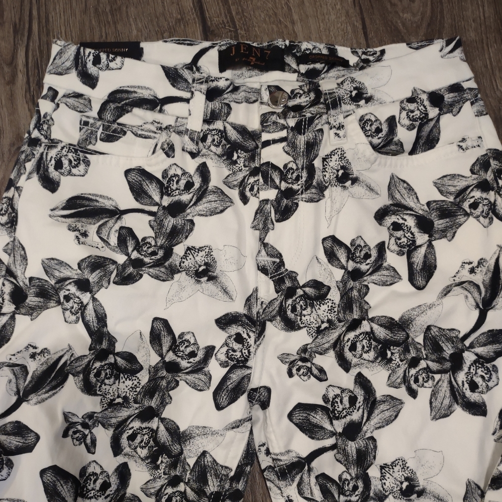 FREE SHIPPING! Jen7 by 7 for All Mankind Women's Cropped Skinny Leg Jean - Picture 7 of 9